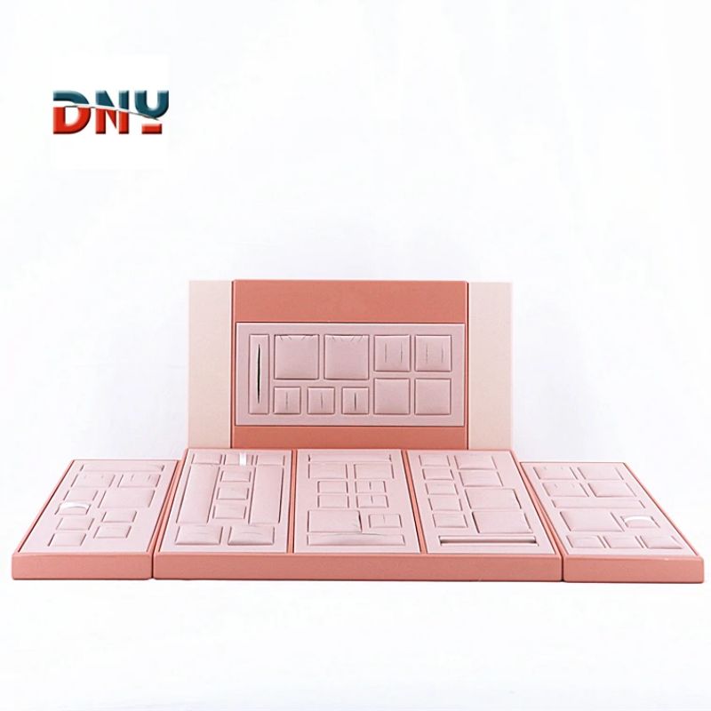 Factory custom size pink pu leather jewelry display stand Simple ring bracelet display set pu leather wrapped sponge