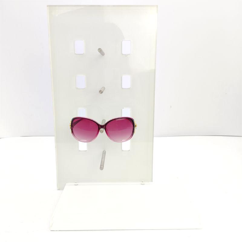 Transparent acrylic four-layer glasses display frame Metal round rod glasses frame matching square hollow-out glasses leg frame Transparent acrylic bottom overall screen print white geometric simple glasses display frame optical display props